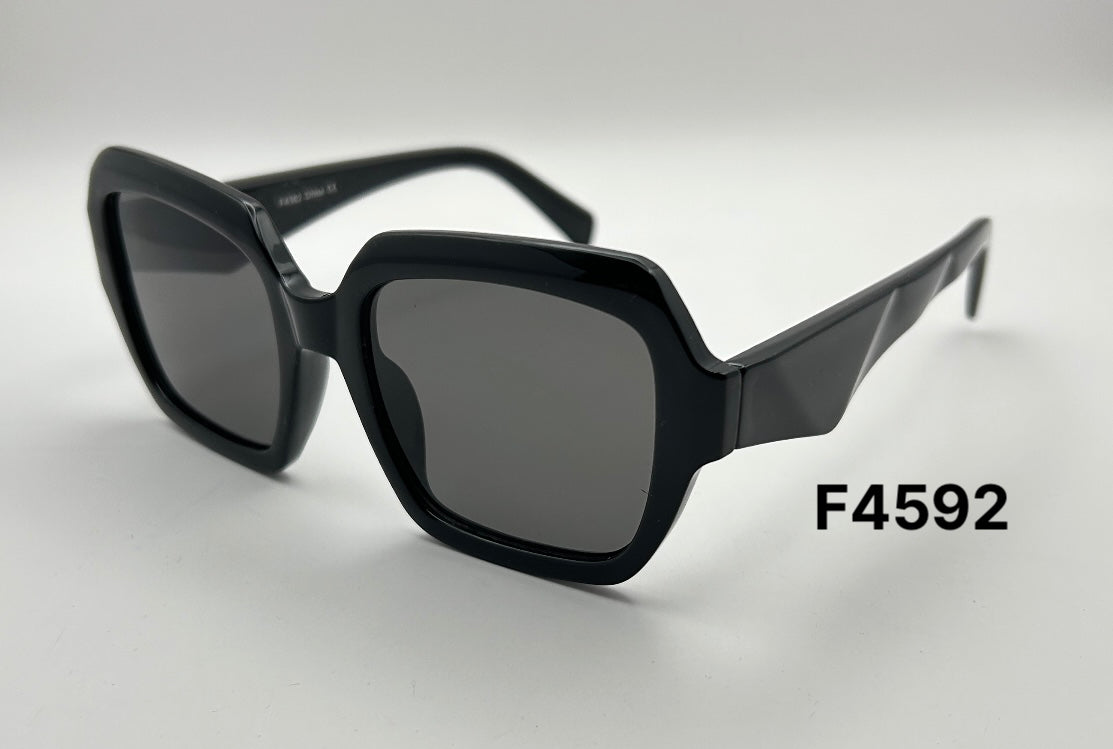 F4592