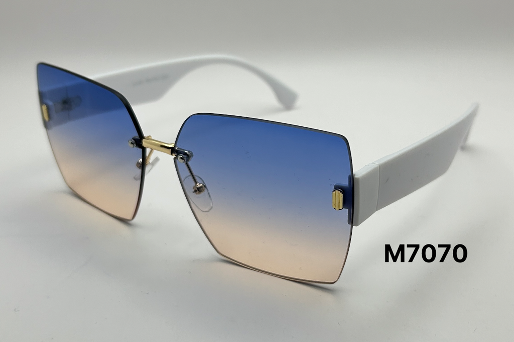 M7070
